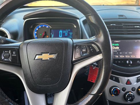 Used 2016 Chevrolet Trax LT w/ LT Convenience Package image 12