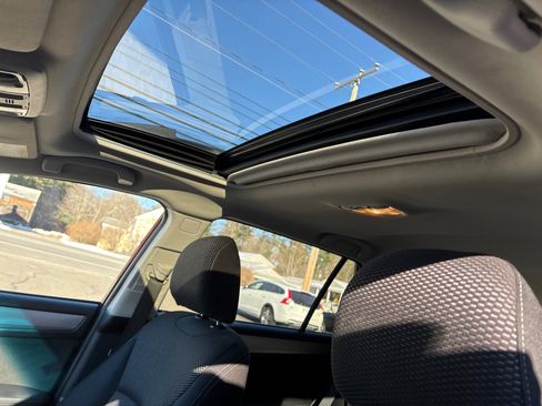 Used 2015 Subaru Outback 2.5i Premium image 11