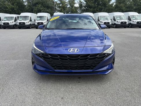 Used 2023 Hyundai Elantra SEL FWD image 10