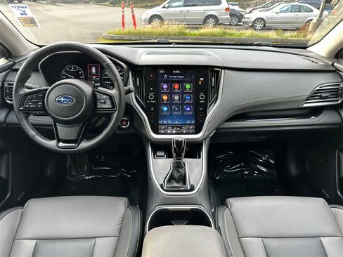 Certified 2025 Subaru Outback Onyx Edition image 9