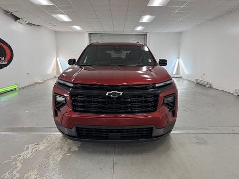 New 2026 Chevrolet Traverse LT w/ Midnight/Sport Edition image 2