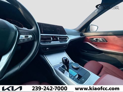 Used 2022 BMW 330i Sedan w/ Convenience Package image 28