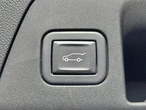 Used 2023 Buick Envision Preferred w/ Sport Touring Package image 21