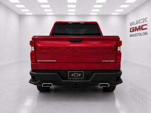 Used 2020 Chevrolet Silverado 1500 Custom Trail Boss w/ Custom Convenience Package AWD/4WD image 11
