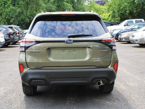 New 2025 Subaru Forester Touring image 9