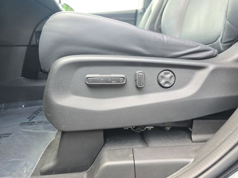 Used 2023 Honda Odyssey Touring image 29