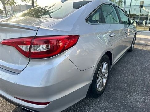 Used 2016 Hyundai Sonata SE FWD image 5