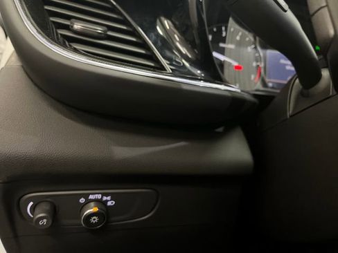 Used 2023 Buick Envision Preferred w/ Sport Touring Package image 19