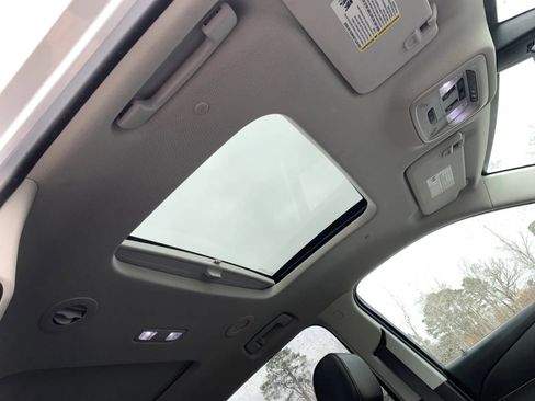 Used 2019 Chevrolet Traverse Premier w/ Redline Edition image 15