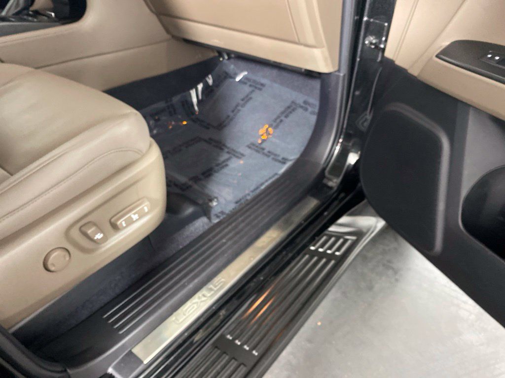 Used 2023 Lexus GX 460 Premium w/ Premium Package AWD/4WD image 31