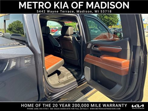 Used 2024 GMC Sierra 1500 Denali Ultimate AWD/4WD image 32