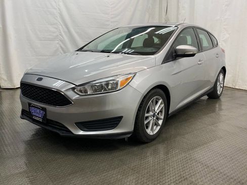 Used 2016 Ford Focus SE image 4