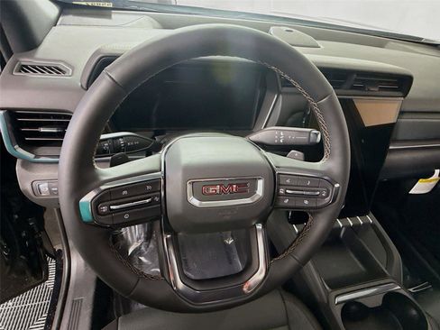 New 2026 GMC Terrain AT4 w/ Convenience Package III image 6
