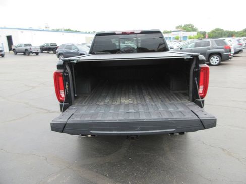 Certified 2024 GMC Sierra 1500 Denali w/ Denali Reserve Package AWD/4WD image 9