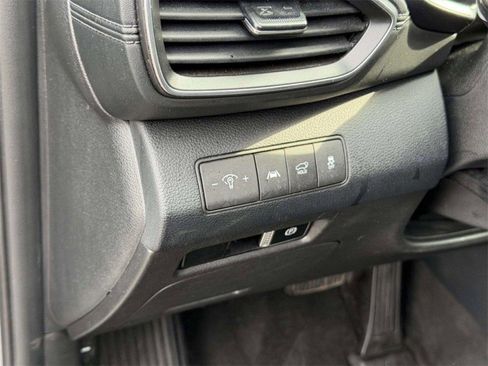 Used 2023 Hyundai Santa Fe SEL image 19