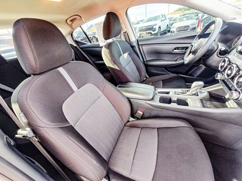 Used 2024 Nissan Sentra SV image 14