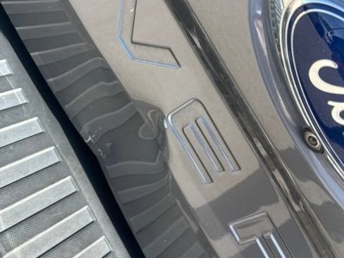 Used 2022 Ford Maverick XL FWD image 14