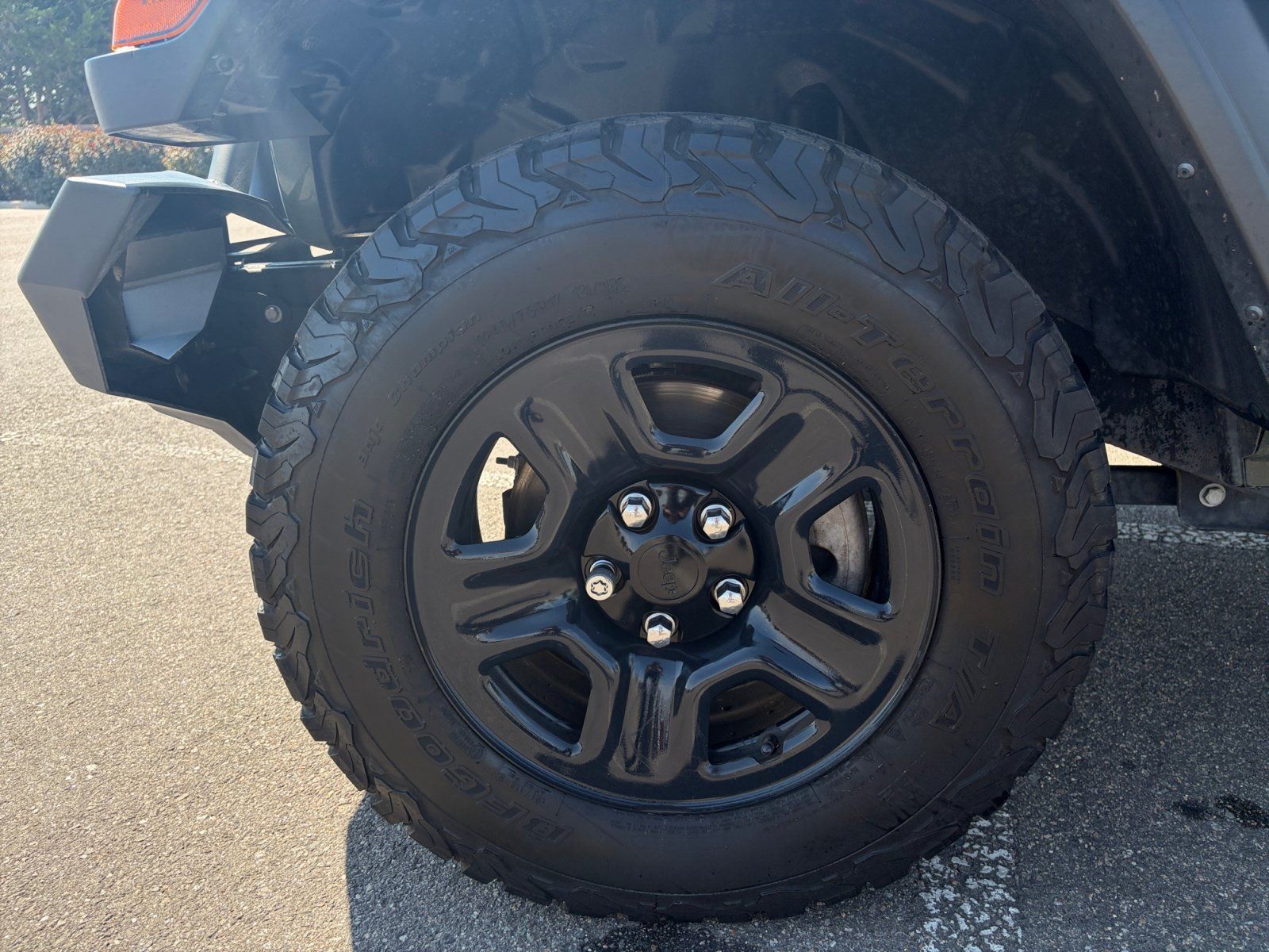 Used 2023 Jeep Wrangler Unlimited Sport AWD/4WD image 12