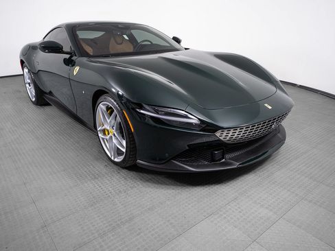 Used 2023 Ferrari Roma RWD image 7