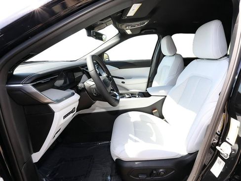 New 2026 Jeep Cherokee Laredo AWD/4WD image 10