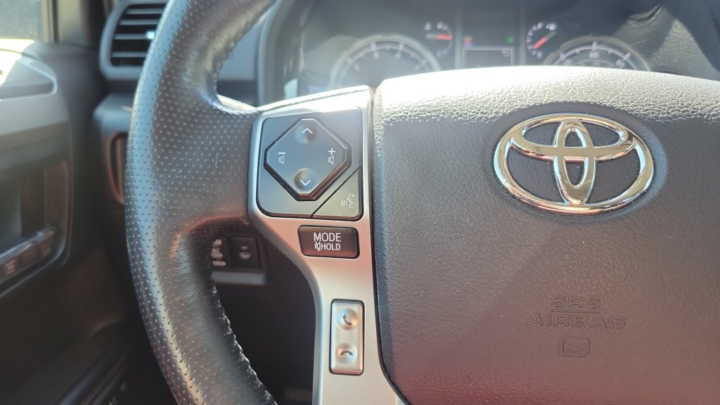 Used 2023 Toyota 4Runner Limited AWD/4WD image 21