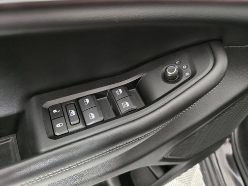 Used 2024 Jeep Grand Cherokee L Limited w/ Luxury Tech Group II AWD/4WD image 26