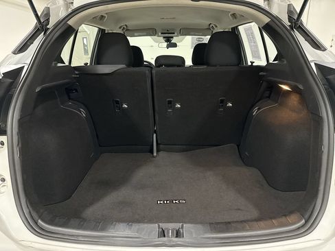 Used 2024 Nissan Kicks SV FWD image 23