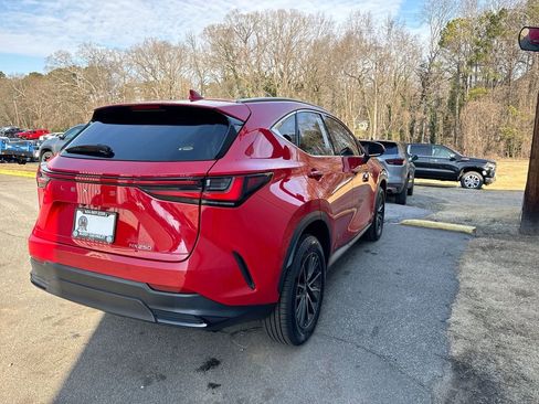 Used 2024 Lexus NX 250 FWD w/ Towing Package (2000 Lbs) image 33