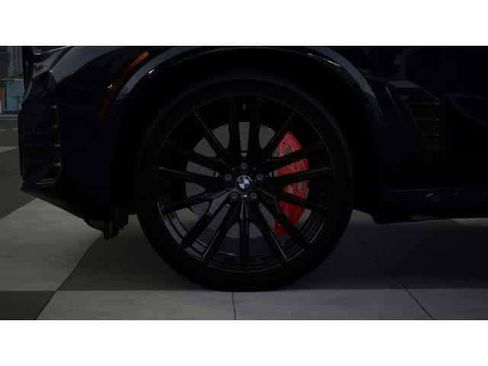 Used 2026 BMW X5 sDrive40i w/ M Sport Package RWD image 7