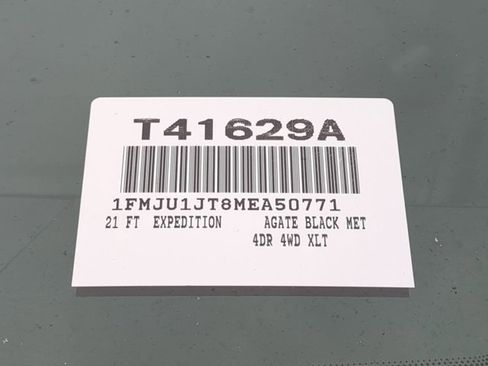 Used 2021 Ford Expedition XLT image 17