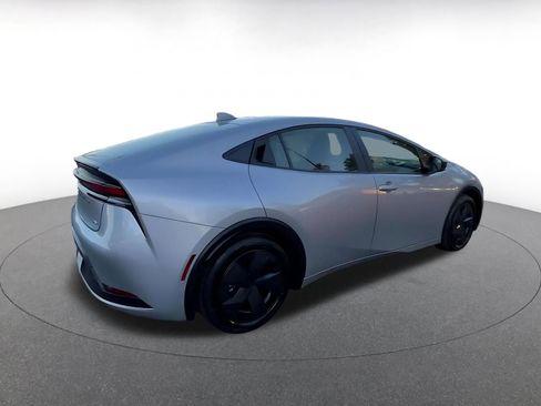 Used 2025 Toyota Prius LE image 15