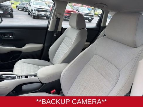Used 2023 Honda HR-V LX image 9