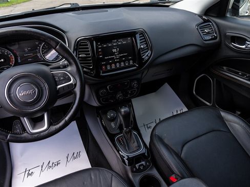 Used 2020 Jeep Compass Limited AWD/4WD image 34