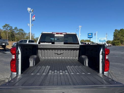 New 2026 Chevrolet Silverado 1500 LT image 15