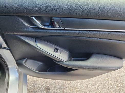 Used 2021 Honda Accord Sport Special Edition image 31