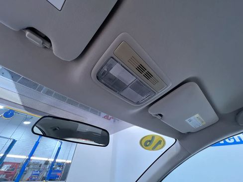Used 2016 Honda HR-V LX image 30