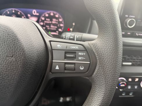 Used 2023 Honda Accord EX image 21