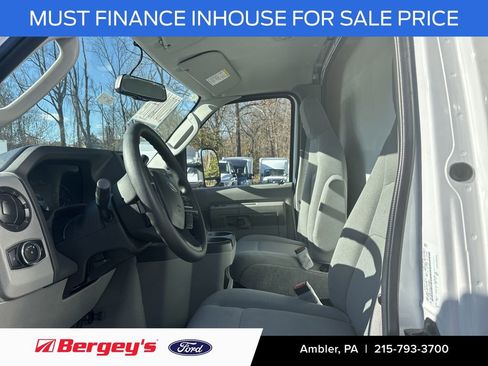 New 2024 Ford E-450 and Econoline 450 Super Duty w/ Power Windows & Locks Group image 12