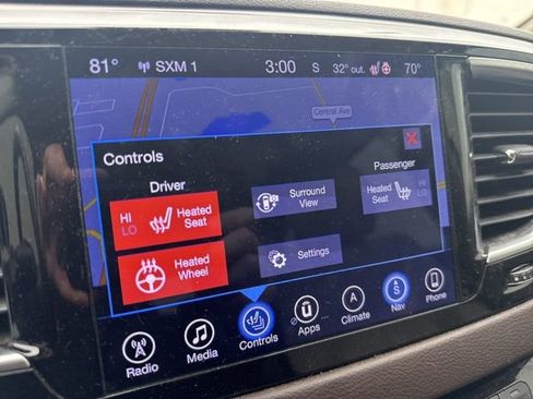 Used 2017 Chrysler Pacifica Touring-L Plus w/ Advanced Safetytec Group image 21