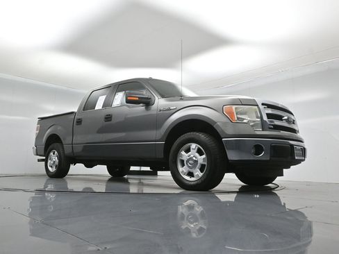 Used 2013 Ford F150 XLT w/ Mid Equipment Group image 43