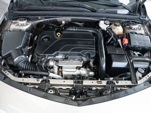 Used 2023 Chevrolet Malibu LT image 20