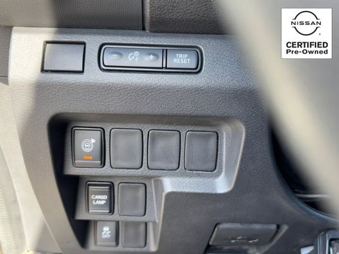 Certified 2023 Nissan Frontier SV w/ Midnight Edition Package image 27