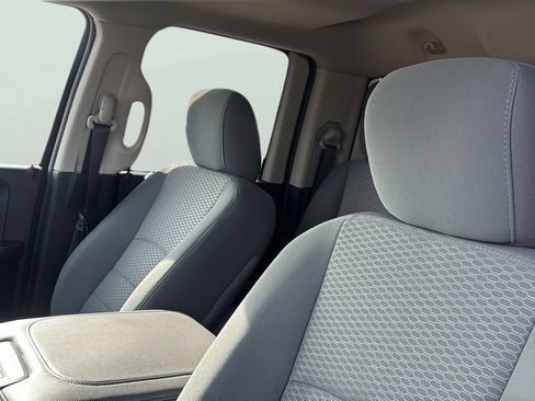 Used 2014 RAM 1500 Tradesman w/ Popular Equipment Group image 19