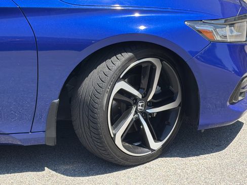 Used 2022 Honda Accord Sport image 5