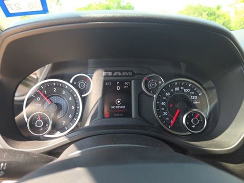 Used 2025 RAM 1500 Tradesman w/ Night Edition image 7