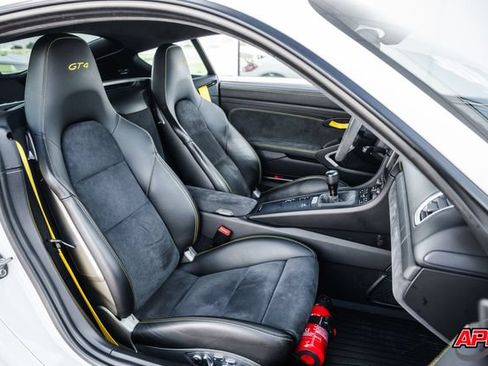 Used 2016 Porsche Cayman GT4 RWD image 72