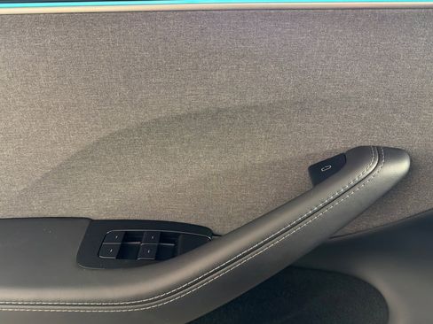 Used 2025 Tesla Model 3 Long Range image 10