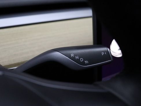 Used 2023 Tesla Model 3 Standard Range image 44