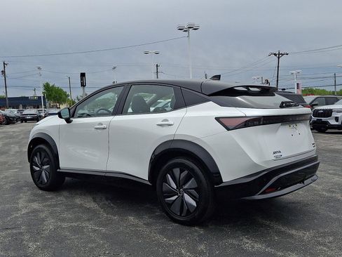 Used 2024 Nissan Ariya AWD image 4