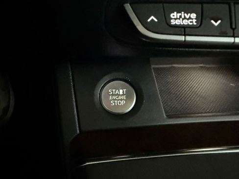 Used 2019 Audi Q5 2.0T Premium w/ Convenience Package image 24